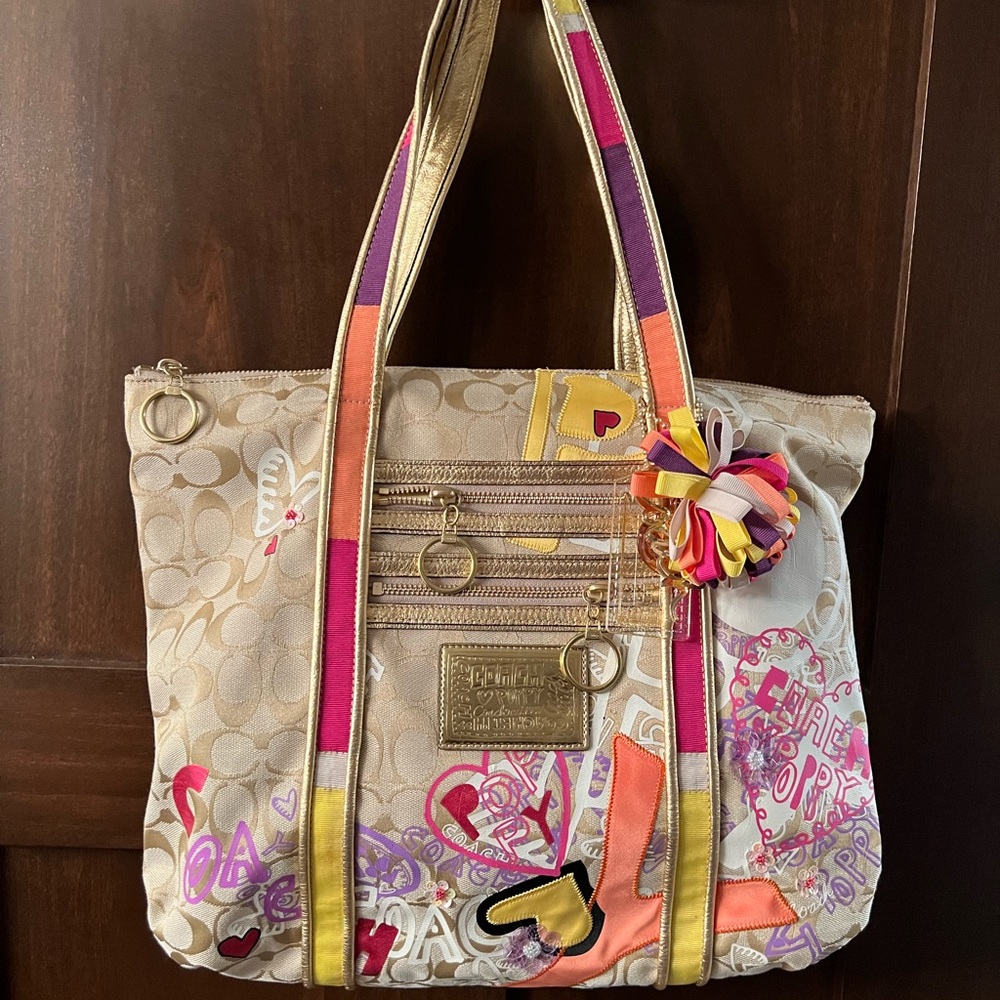 COACH ~Poppy Appliqué Graffiti Gold Trim Tote Bag w/Pom-Pom •Excellent Condition